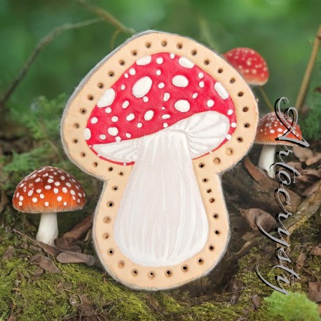 Red Amanita Mushroom Leather Patch, Mushroom Lover Gift, Mushroom Foraging stocking stuffer, Magic Mushroom Patch