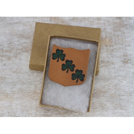 Shamrock Hearts Leather Magnet